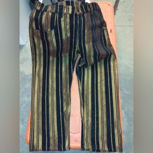 Mens Shrine size 38 black and gold velvet